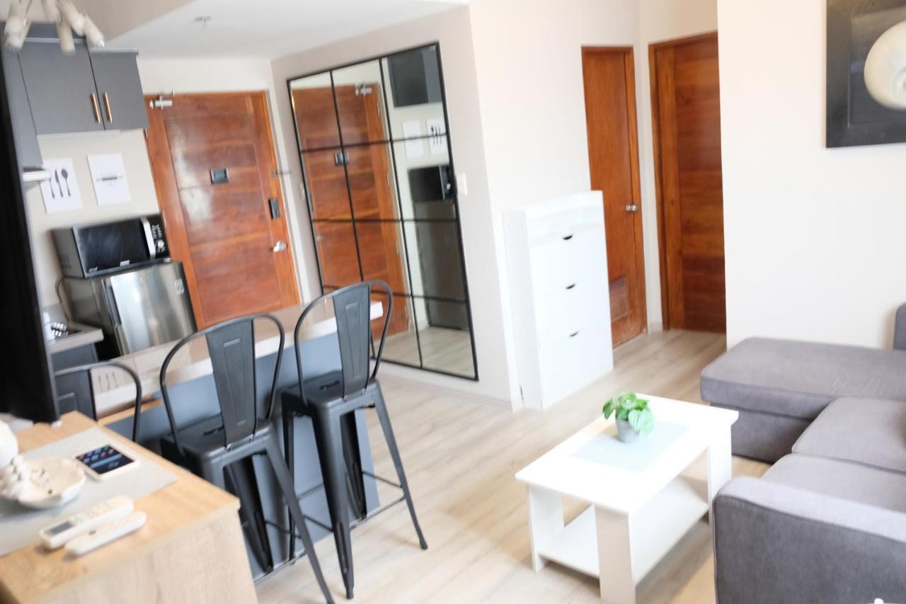 2-Bedroom Boutique City Condo - Newly Renovated! Cebu Екстер'єр фото