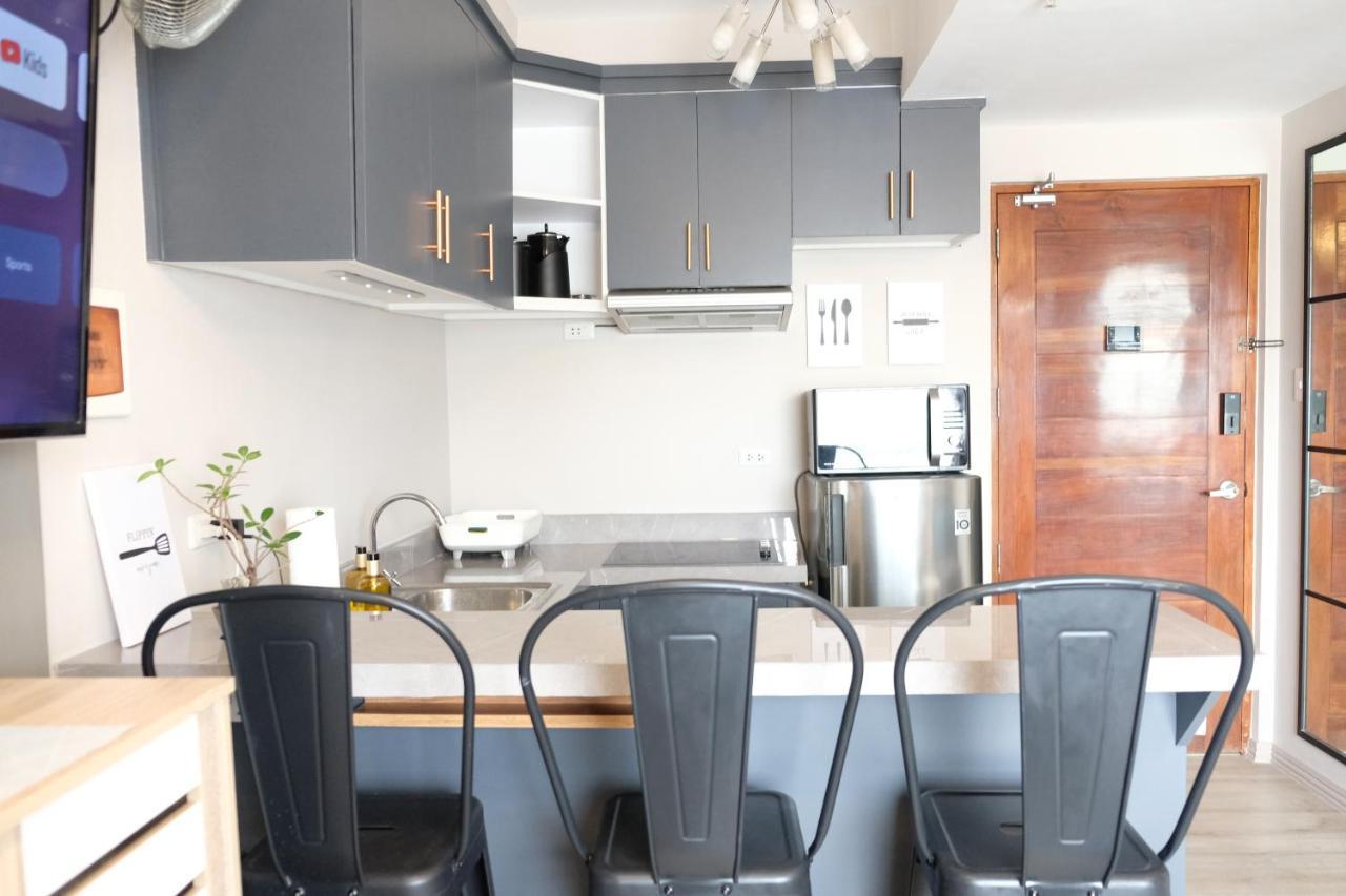 2-Bedroom Boutique City Condo - Newly Renovated! Cebu Екстер'єр фото