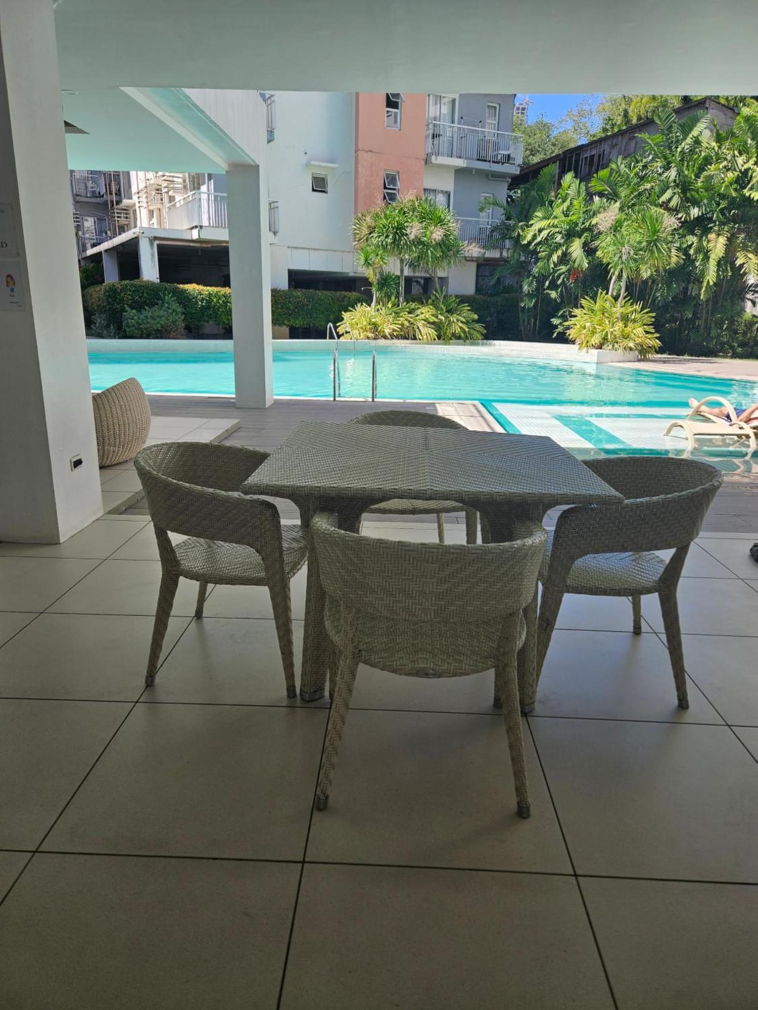 2-Bedroom Boutique City Condo - Newly Renovated! Cebu Екстер'єр фото